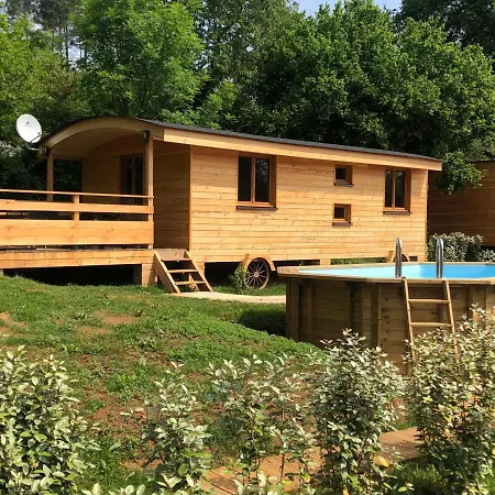 Roulottes Du Perigord Noir Holiday home