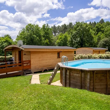 Feriehus Roulottes Du Perigord Noir *